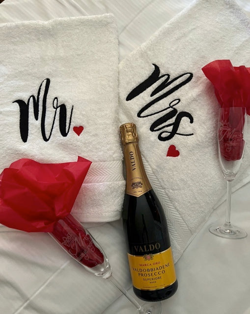 Handtücher Mr. & Mrs., weiß, 100% Baumwolle, Set, Geschenk - Hochzeit